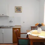 Konalic Pensión 3*