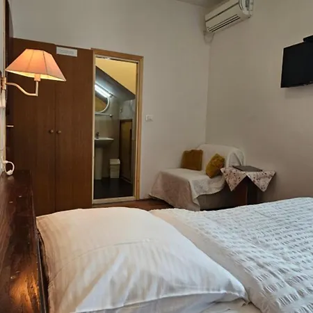 科纳莉可别墅酒店 招待所 Mokošica