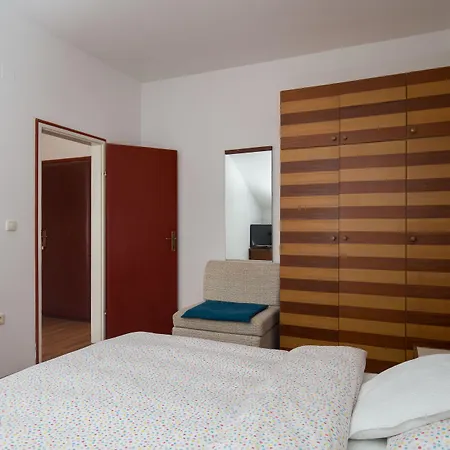 科纳莉可别墅酒店 Mokošica