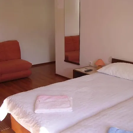 科纳莉可别墅酒店 Mokošica